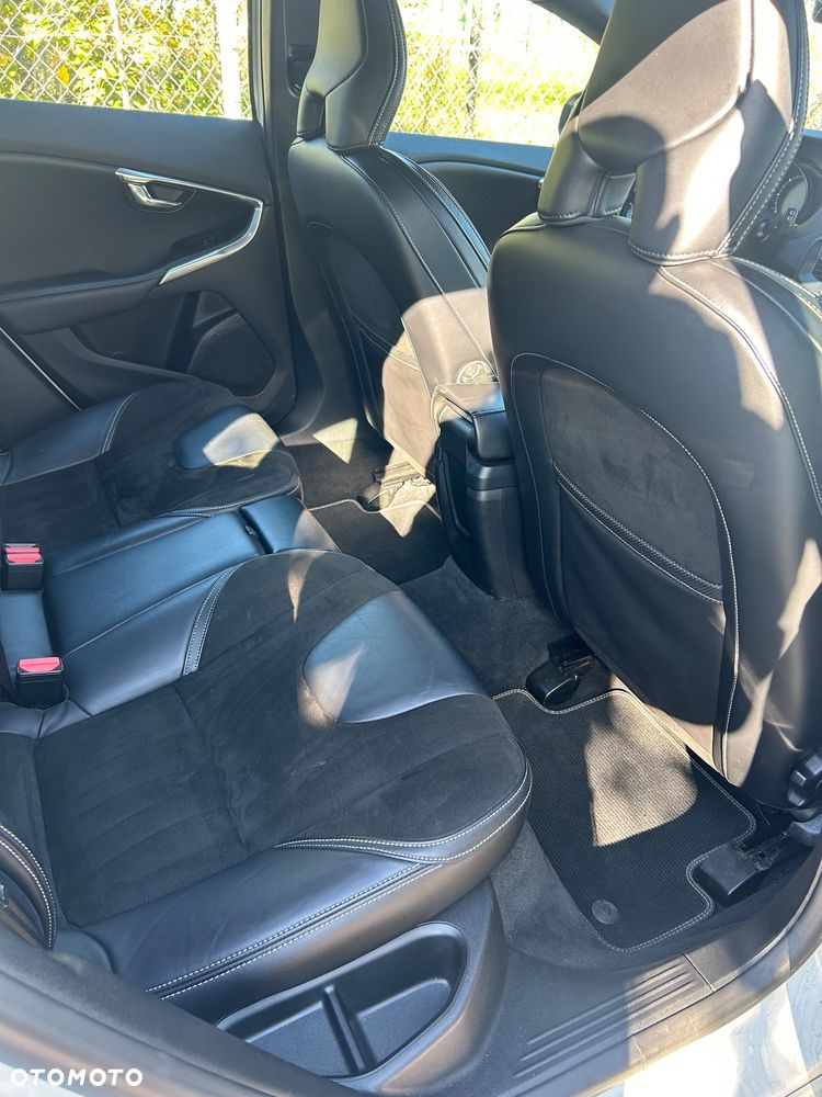 Volvo V40 - 9