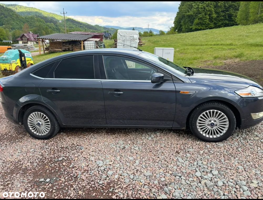 Ford Mondeo - 9