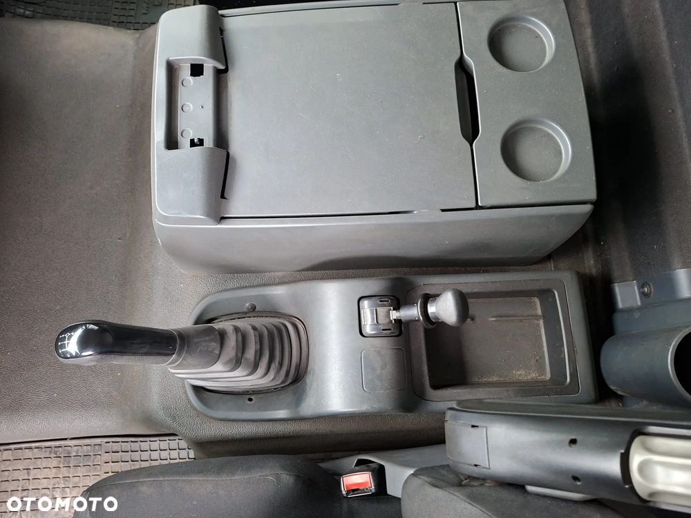 MAN TGM 18.250 4x2 DO ŻYWCA - 12