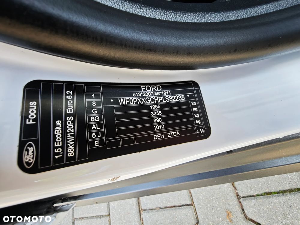 Ford Focus 1.5 EcoBlue STart-Stopp-System TITANIUM - 20