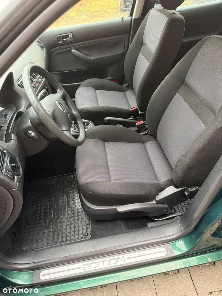 Volkswagen Golf 1.9 TDI Comfortline - 14