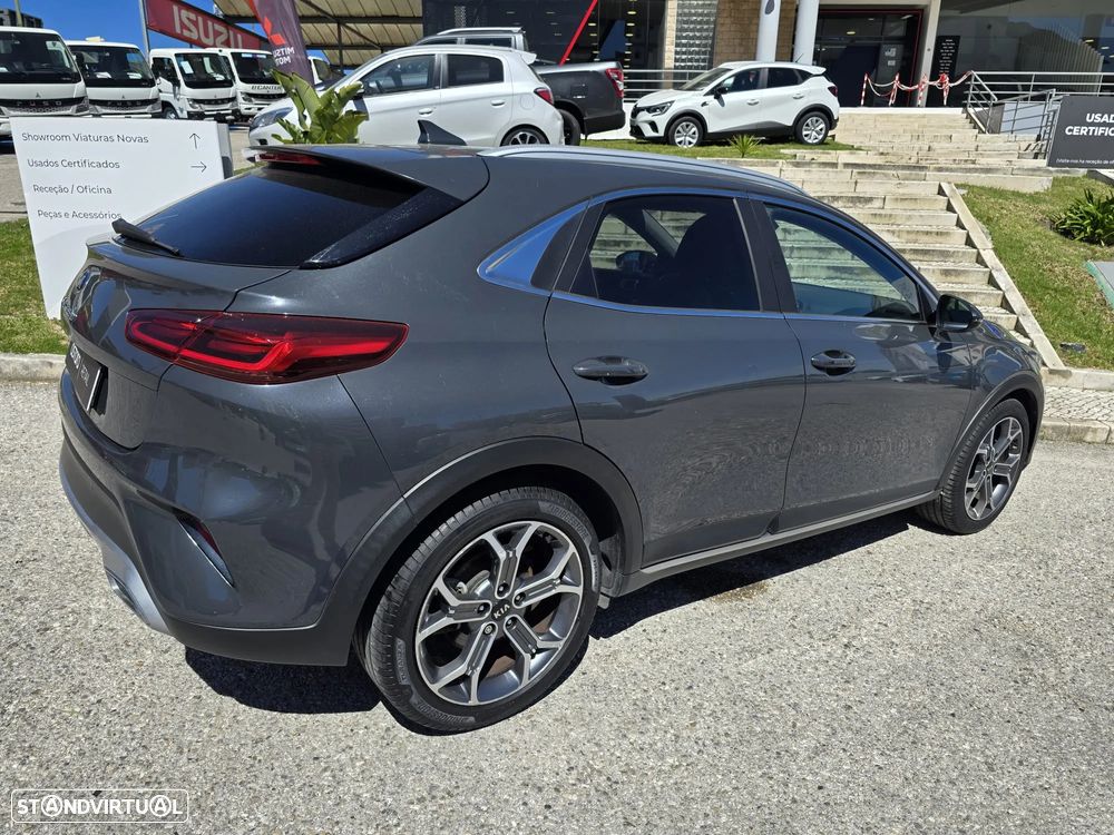 Kia XCeed 1.4 T-GDI Tech - 9