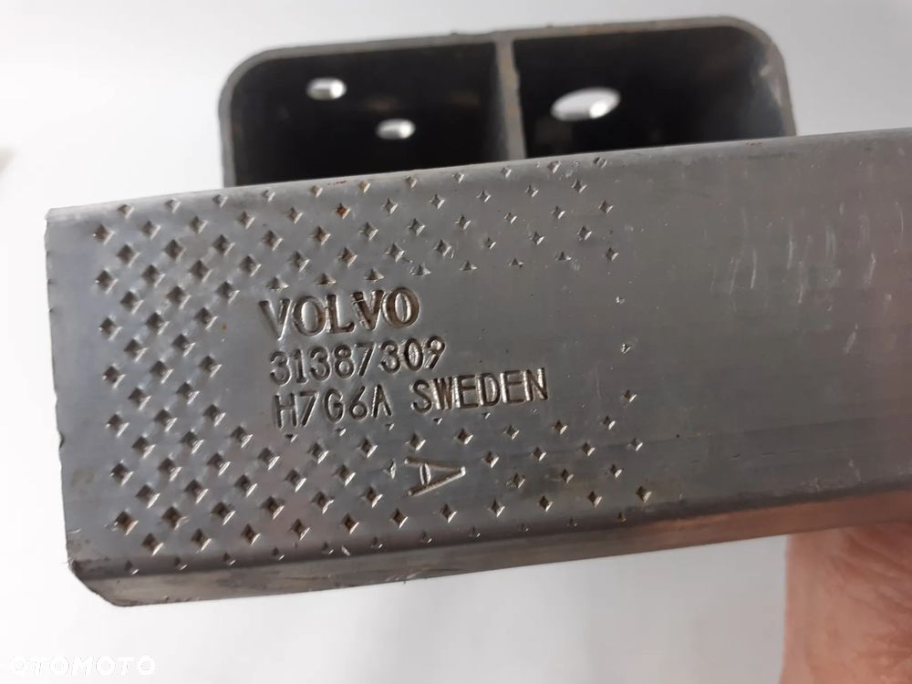 Belka dolna do Volvo S\V90 16-22 rok. - 7