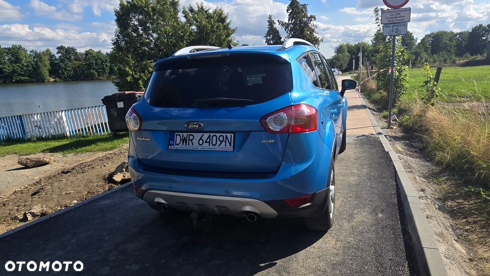 Ford Kuga 2.0 TDCi 4x4 Titanium - 4