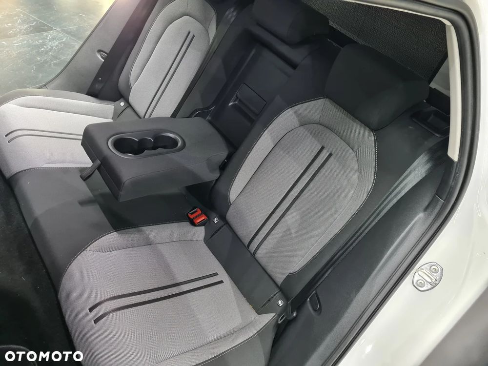 Seat Leon 2.0 TDI DSG FR - 36