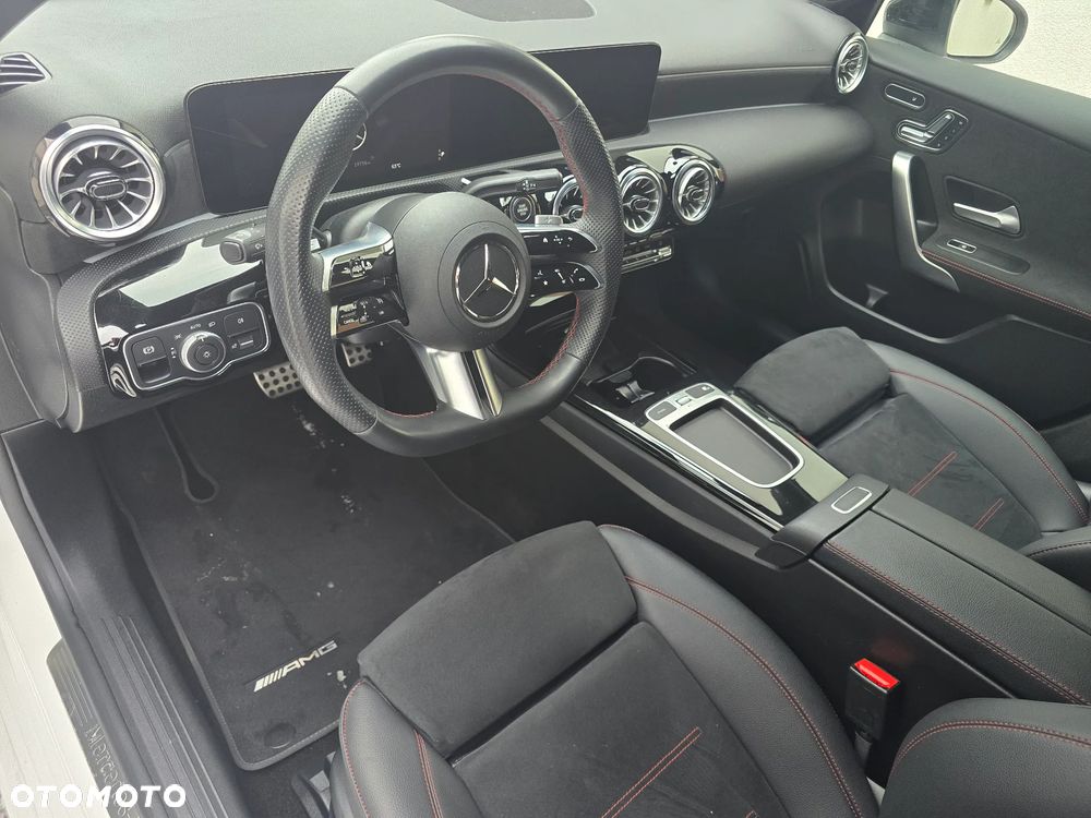 Mercedes-Benz Klasa A 200 d 8G-DCT Style - 33