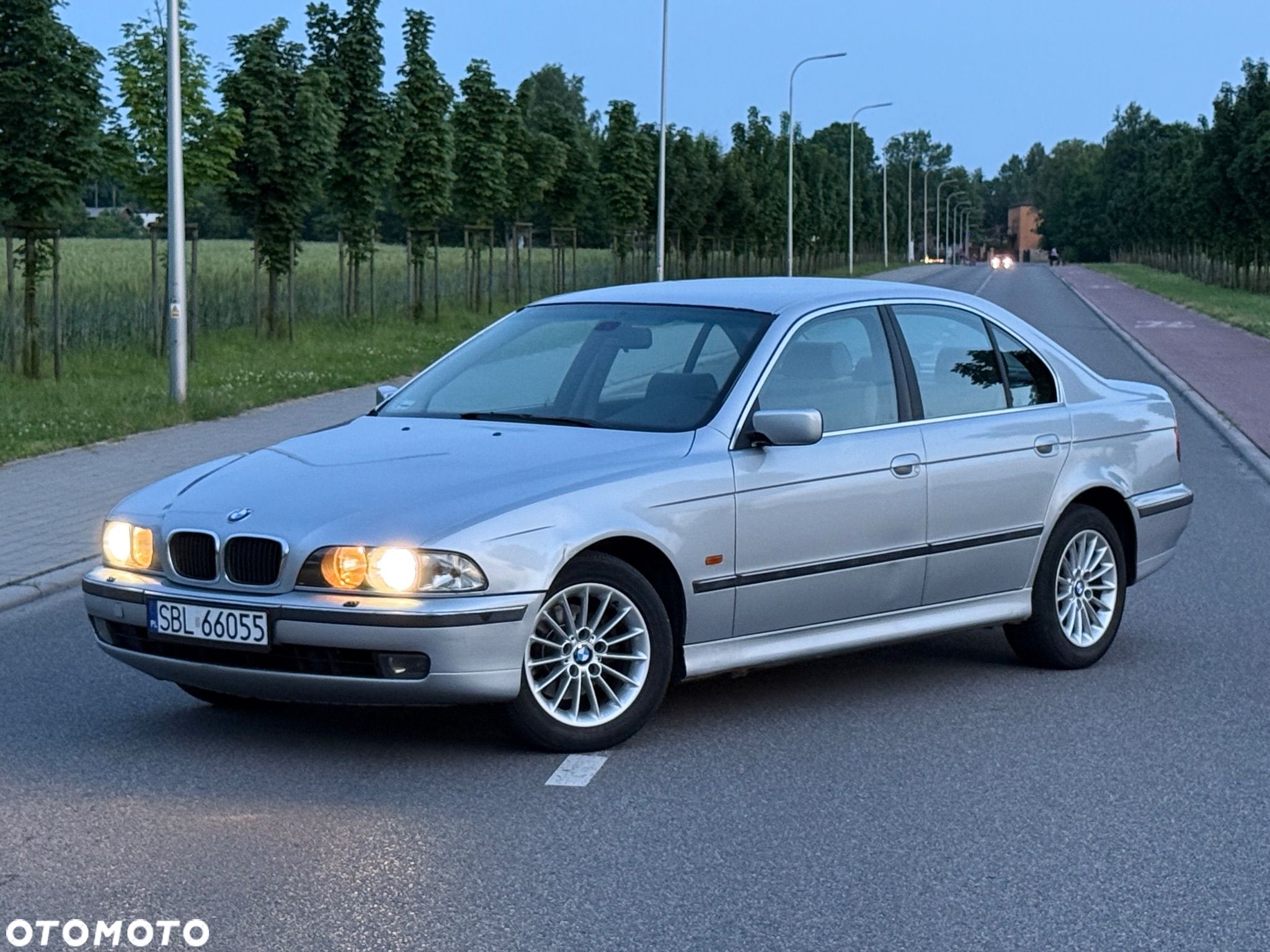 BMW Seria 5 - 1