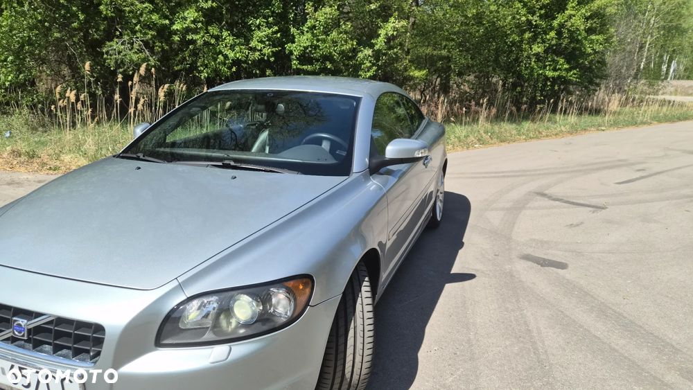 Volvo C70 2.0D Summum - 36