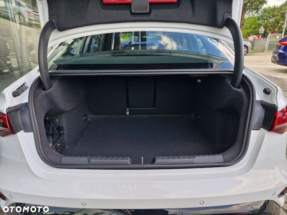 Audi S3 Limousine - 32