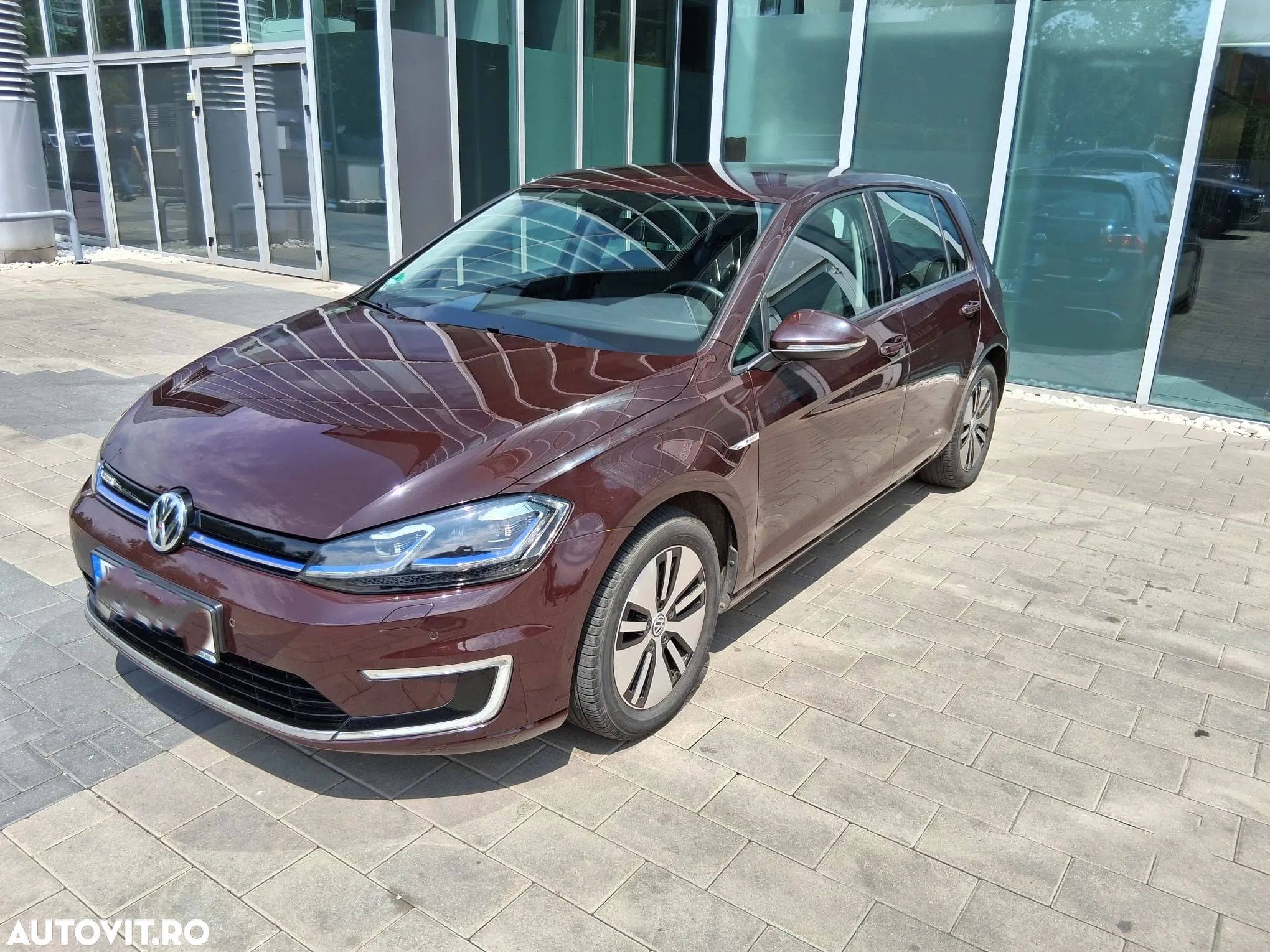 Volkswagen Golf e-Golf - 1