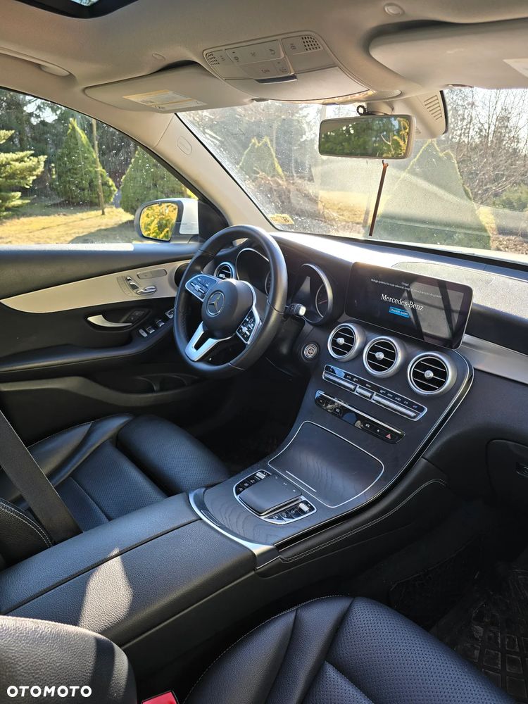 Mercedes-Benz GLC 300 4Matic 9G-TRONIC - 10