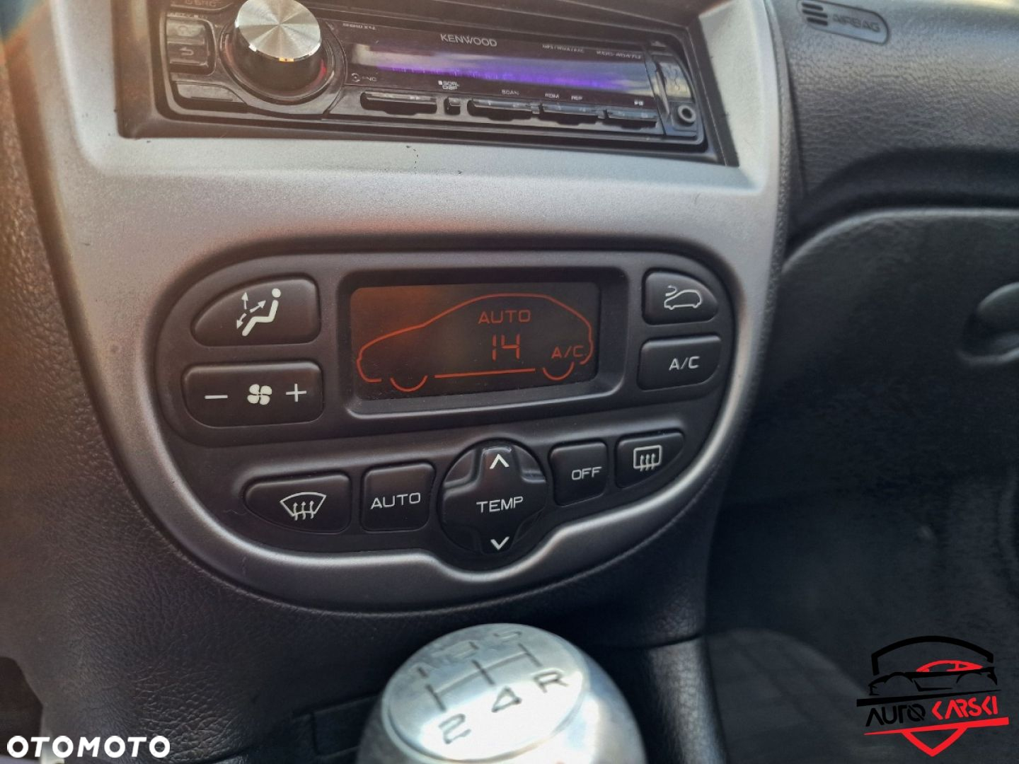 Peugeot 206 - 25