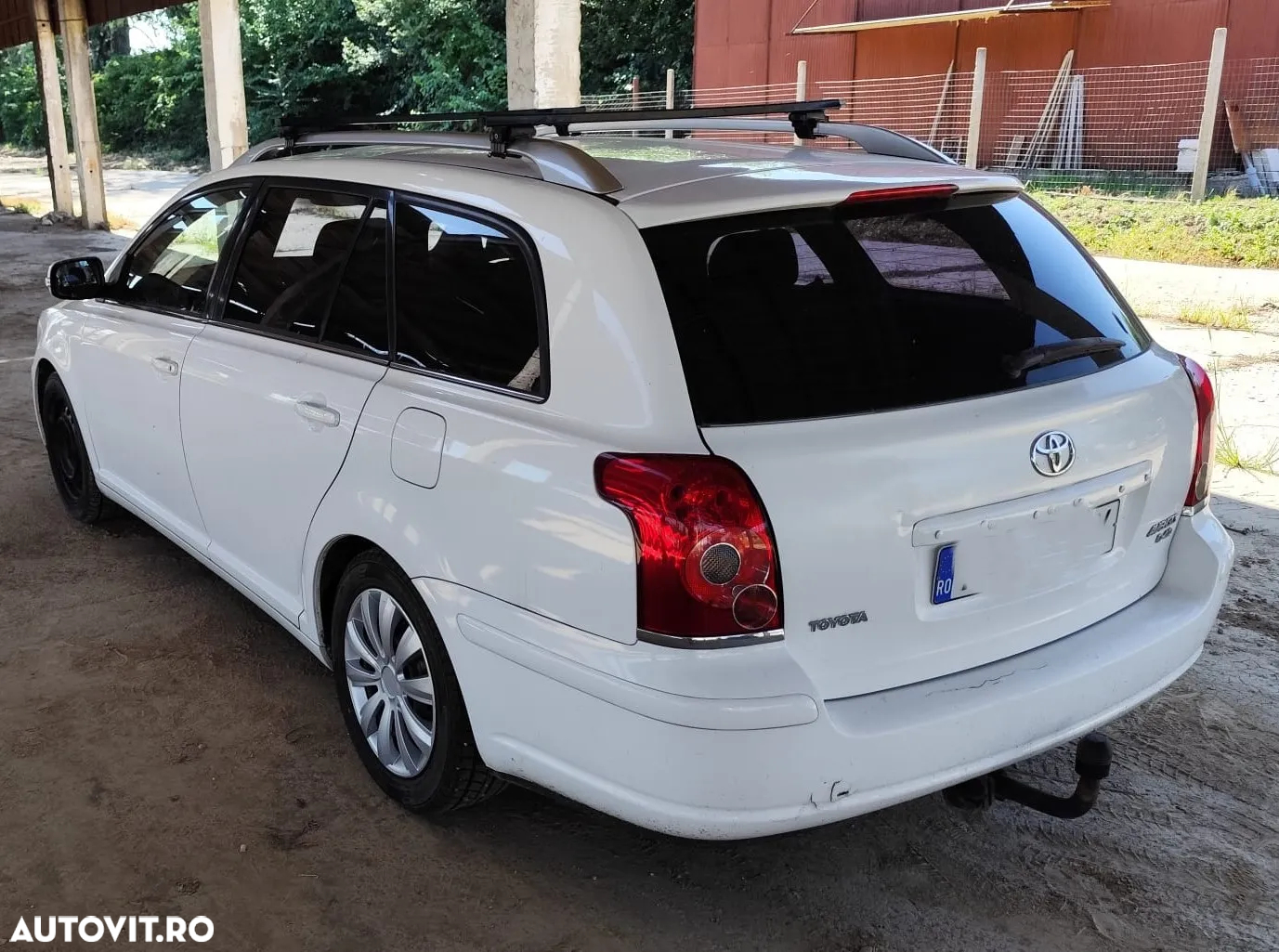 Toyota Avensis 2.0 D-4D Station Wagon Executive - 5