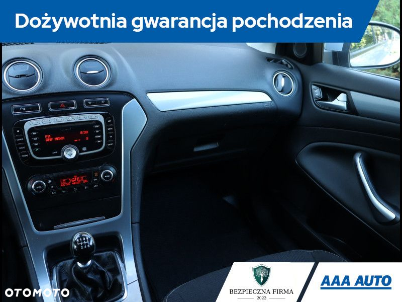 Ford Mondeo - 9