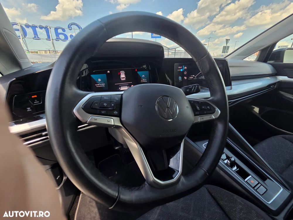 Volkswagen Golf 1.5 eTSI ACT DSG MHEV Life - 17