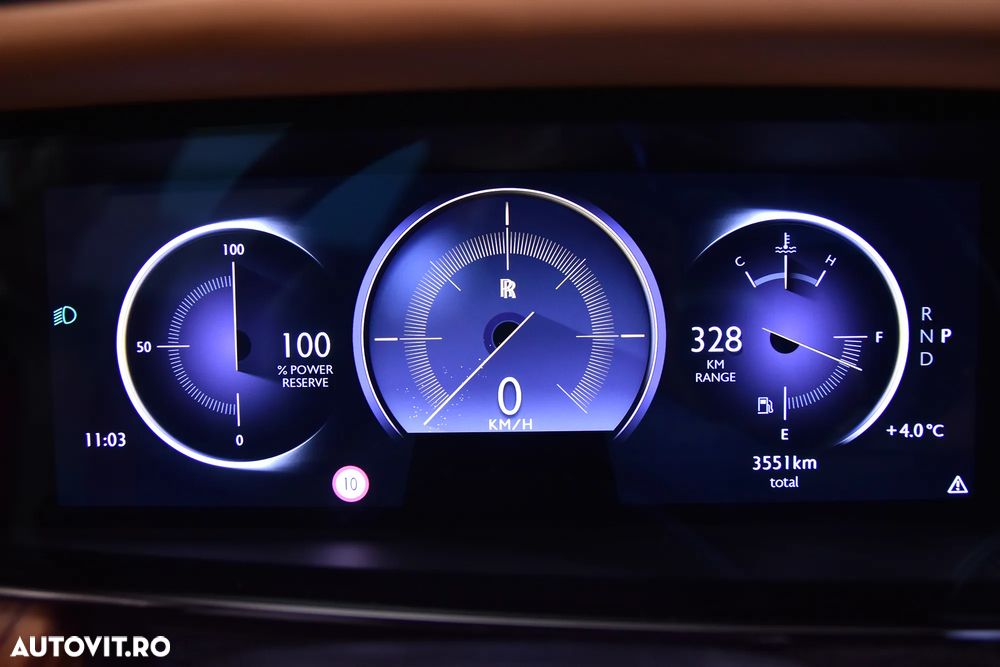 Rolls-Royce Cullinan - 10