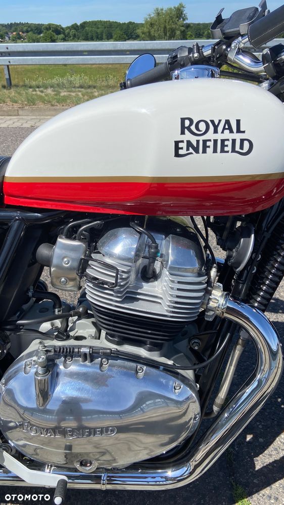 Royal Enfield Interceptor - 10