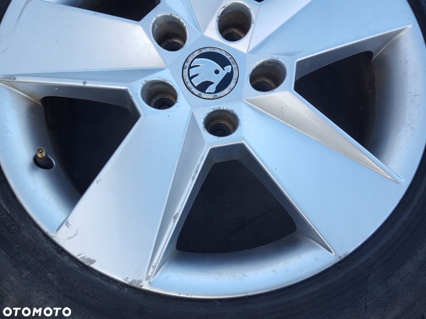 SKODA OCTAVIA 3 III 13-20r FELGA ALUMINIOWA 16 5X112 5E0601025H - 2