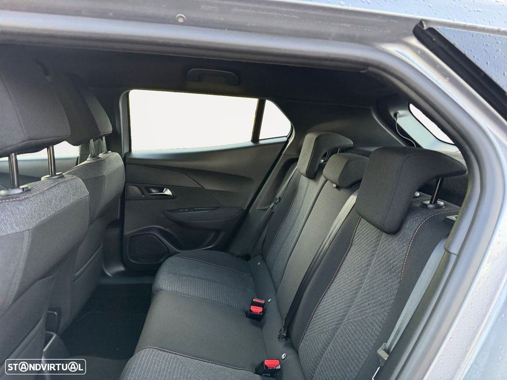 Peugeot 2008 1.2 PureTech Style - 13