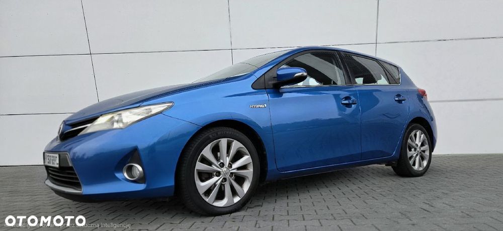 Toyota Auris 2013 photo 5