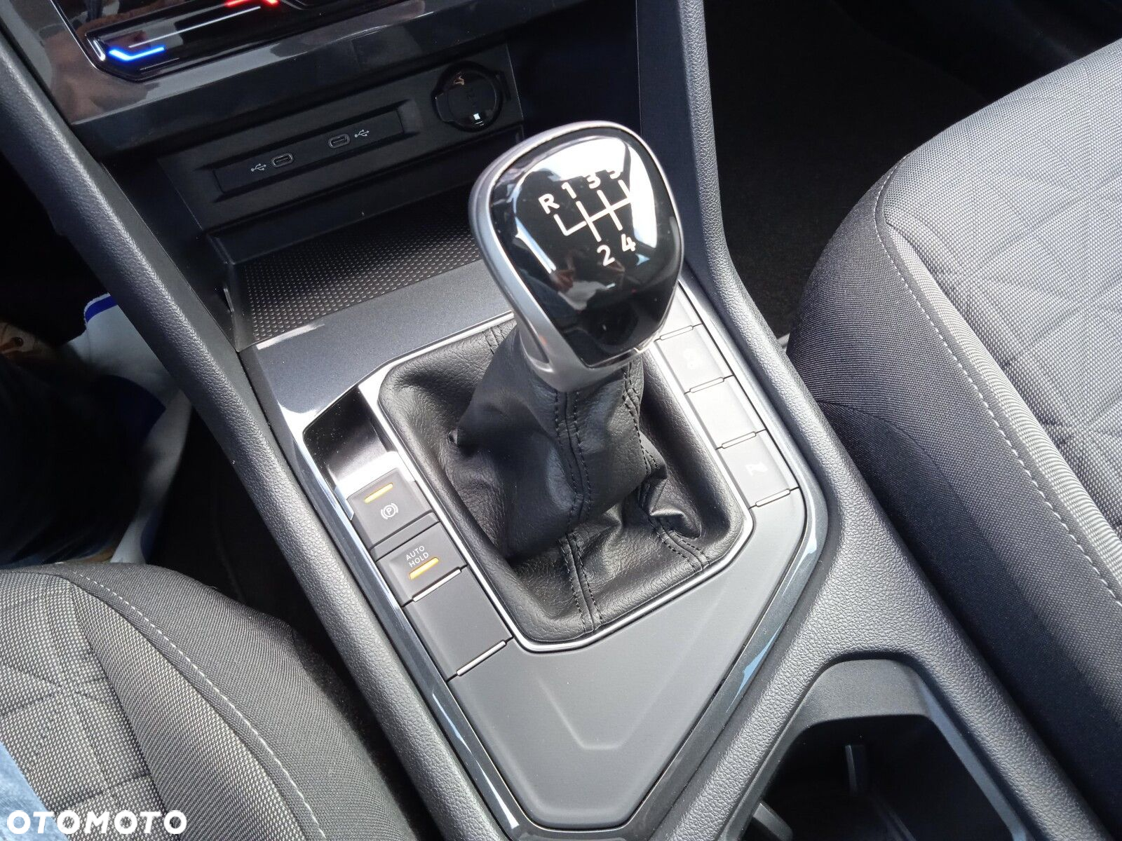 Volkswagen Tiguan 1.5 TSI EVO Life - 24