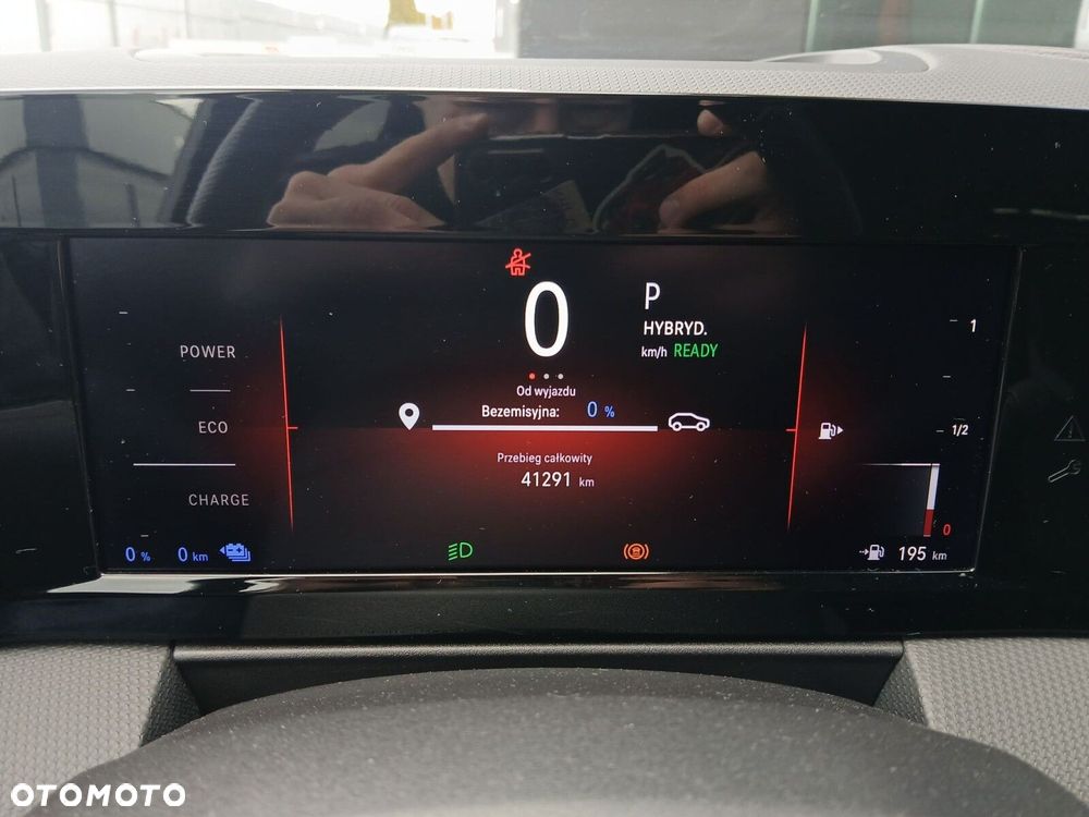 Opel Astra 1.6 T Plug-in Hybrid GS - 13