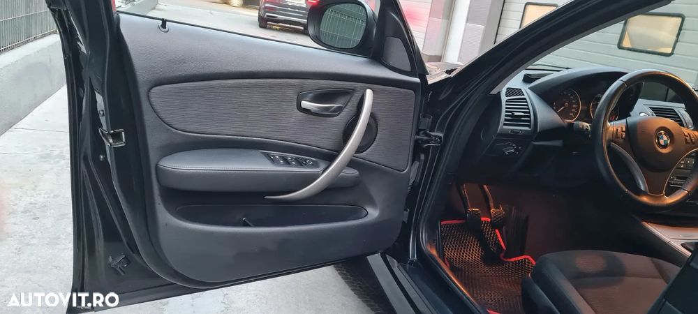 BMW Seria 1 116i - 10