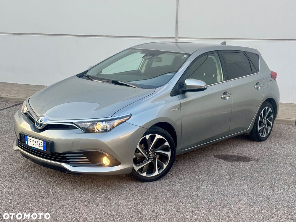 Toyota Auris - 2