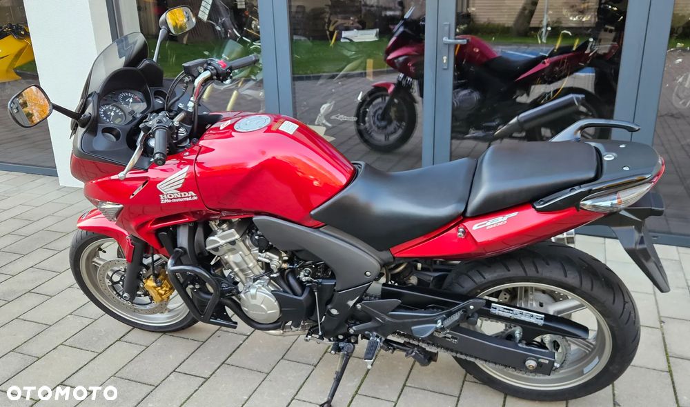 Honda CBF - 16