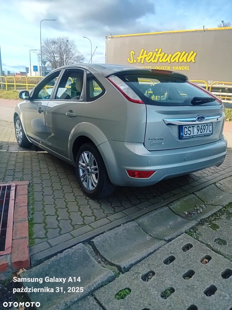 Ford Focus 1.6 16V Ghia - 3