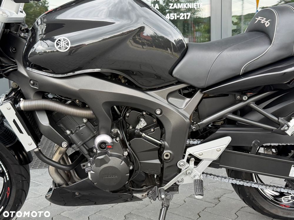 Yamaha FZ6 - 32