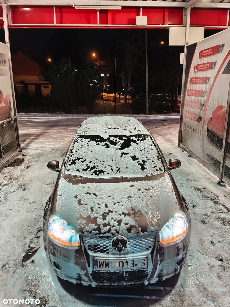 Volkswagen Golf - 25