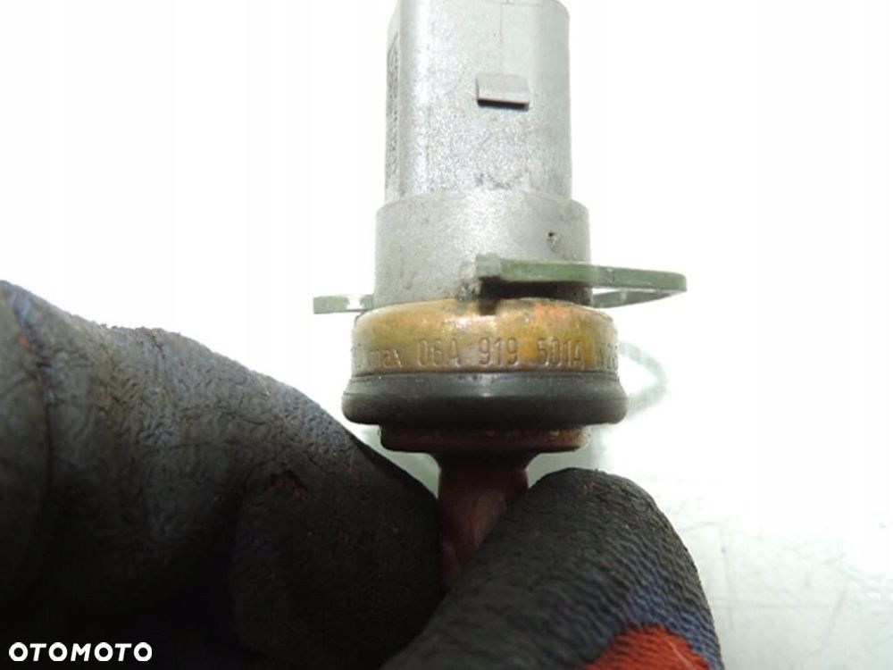 CZUJNIK TEMPERATURY WODY A6 C6 06A919501A - 4