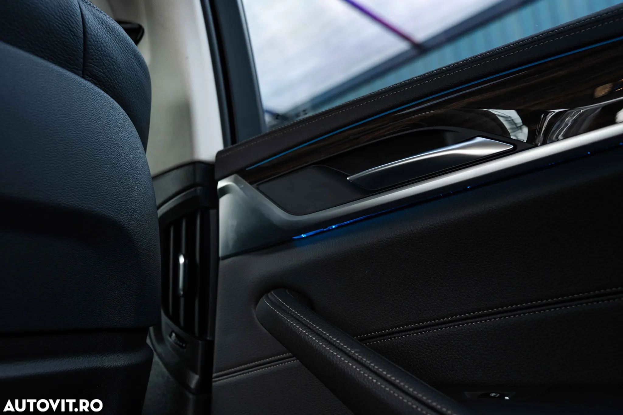 BMW Seria 5 530e Aut. Luxury Line - 30