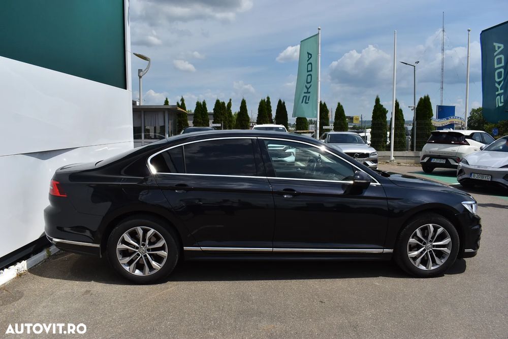 Volkswagen Passat 2.0 TDI DSG Highline - 8