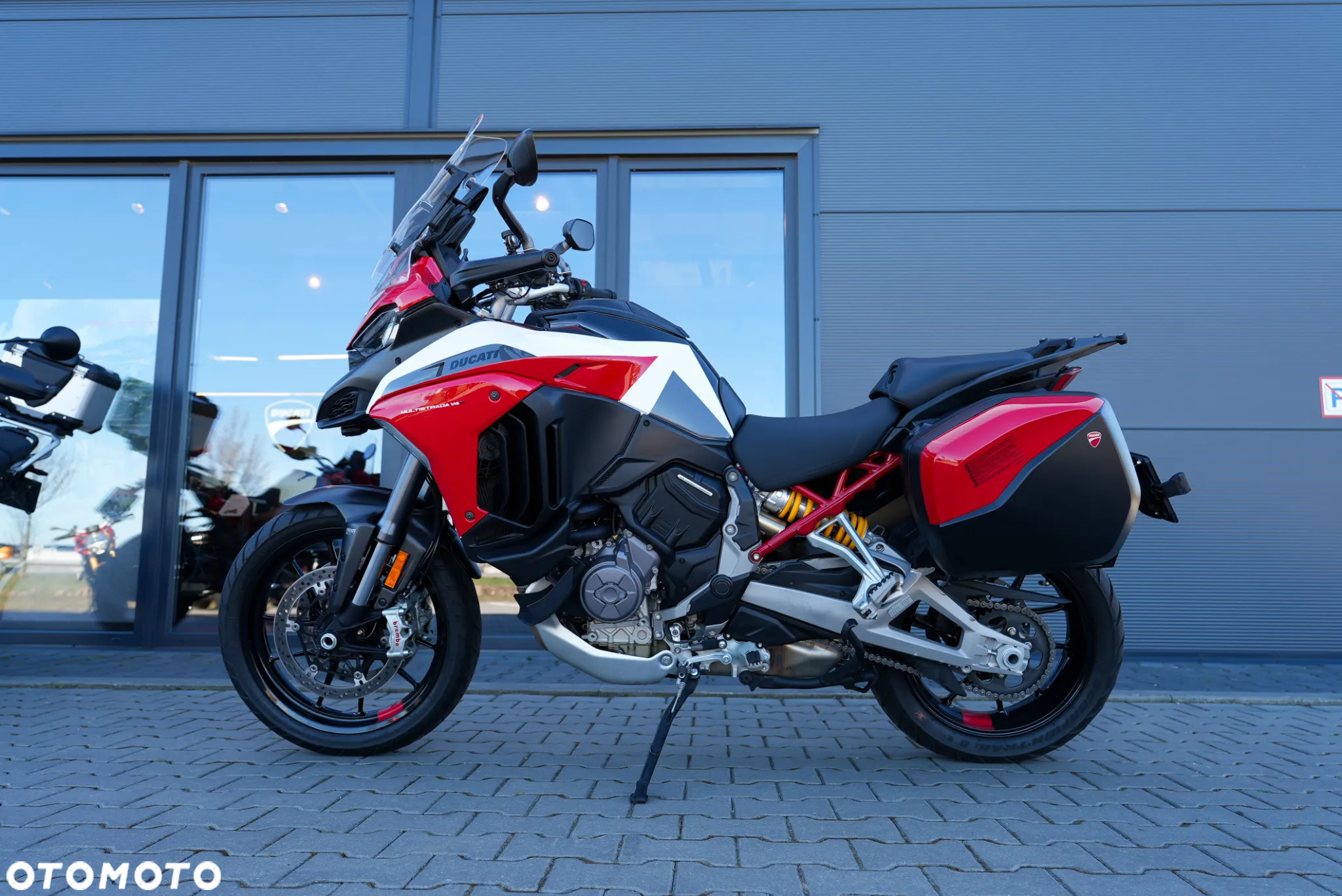 Ducati Multistrada - 12