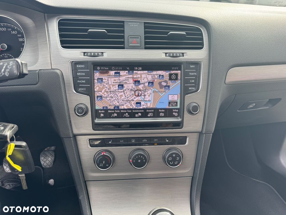 Volkswagen Golf 2.0 TDI 4Motion BlueMotion Technology Comfortline - 13