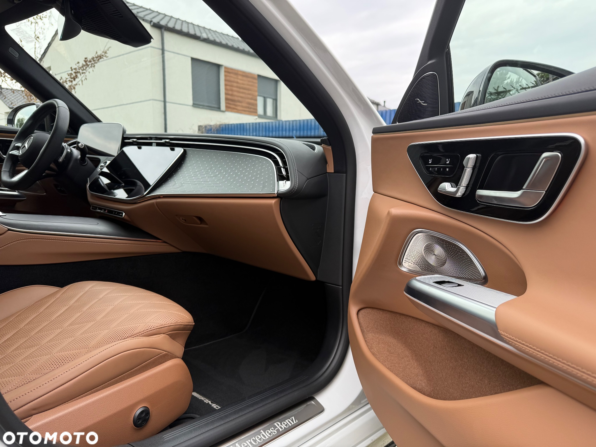 Mercedes-Benz Klasa E 200 mHEV AMG 9G-Tronic - 11