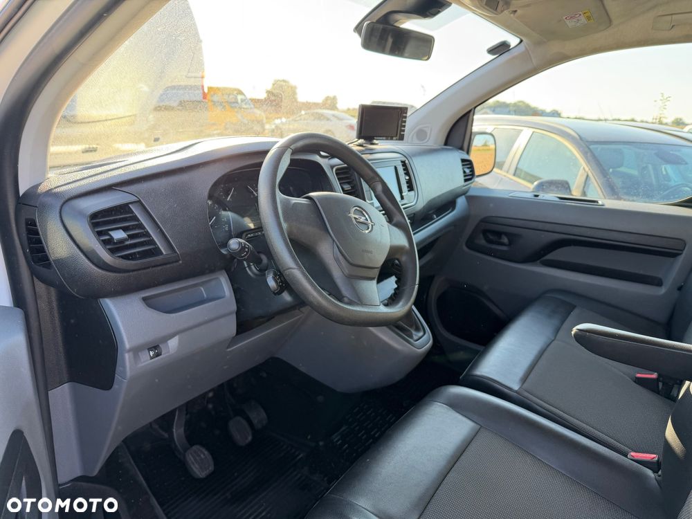 Opel Vivaro - 9