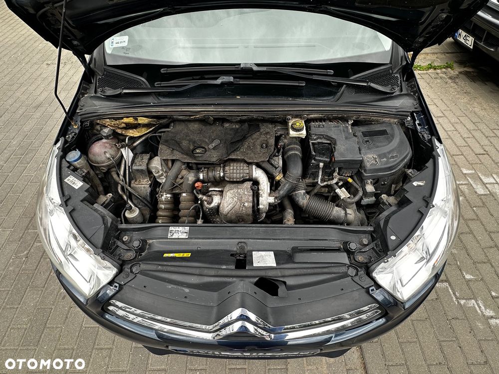 Citroën C4 e-HDi 115 Selection - 8