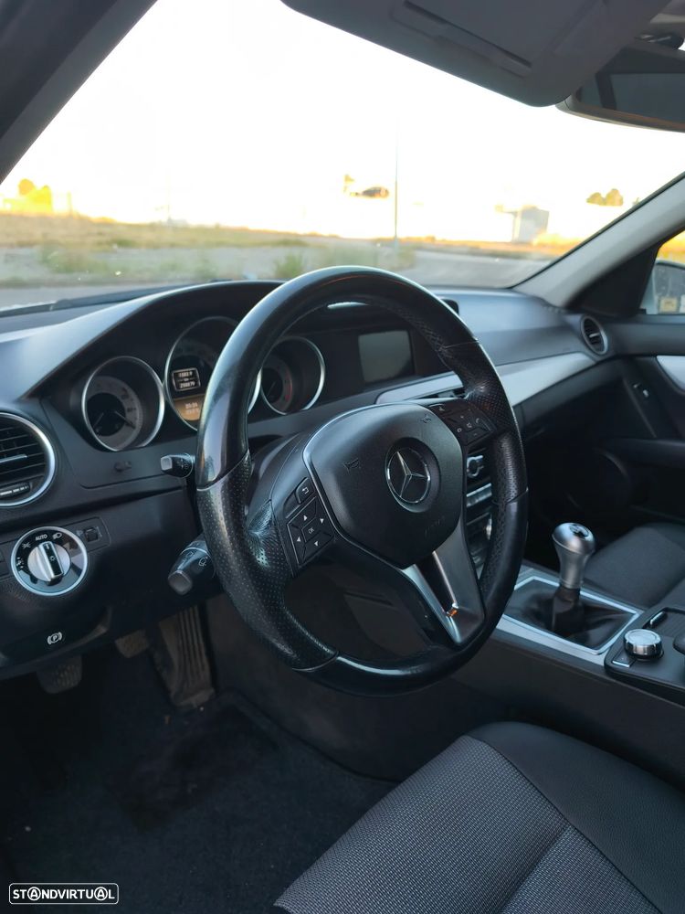 Mercedes-Benz C 250 CDi Avantgarde BlueEfficiency - 8
