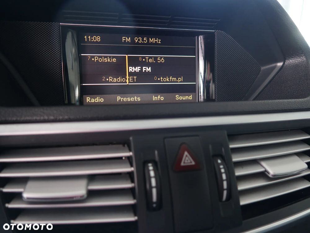 Mercedes-Benz Klasa E 200 CDI DPF BlueEFFICIENCY 7G-TRONIC - 16