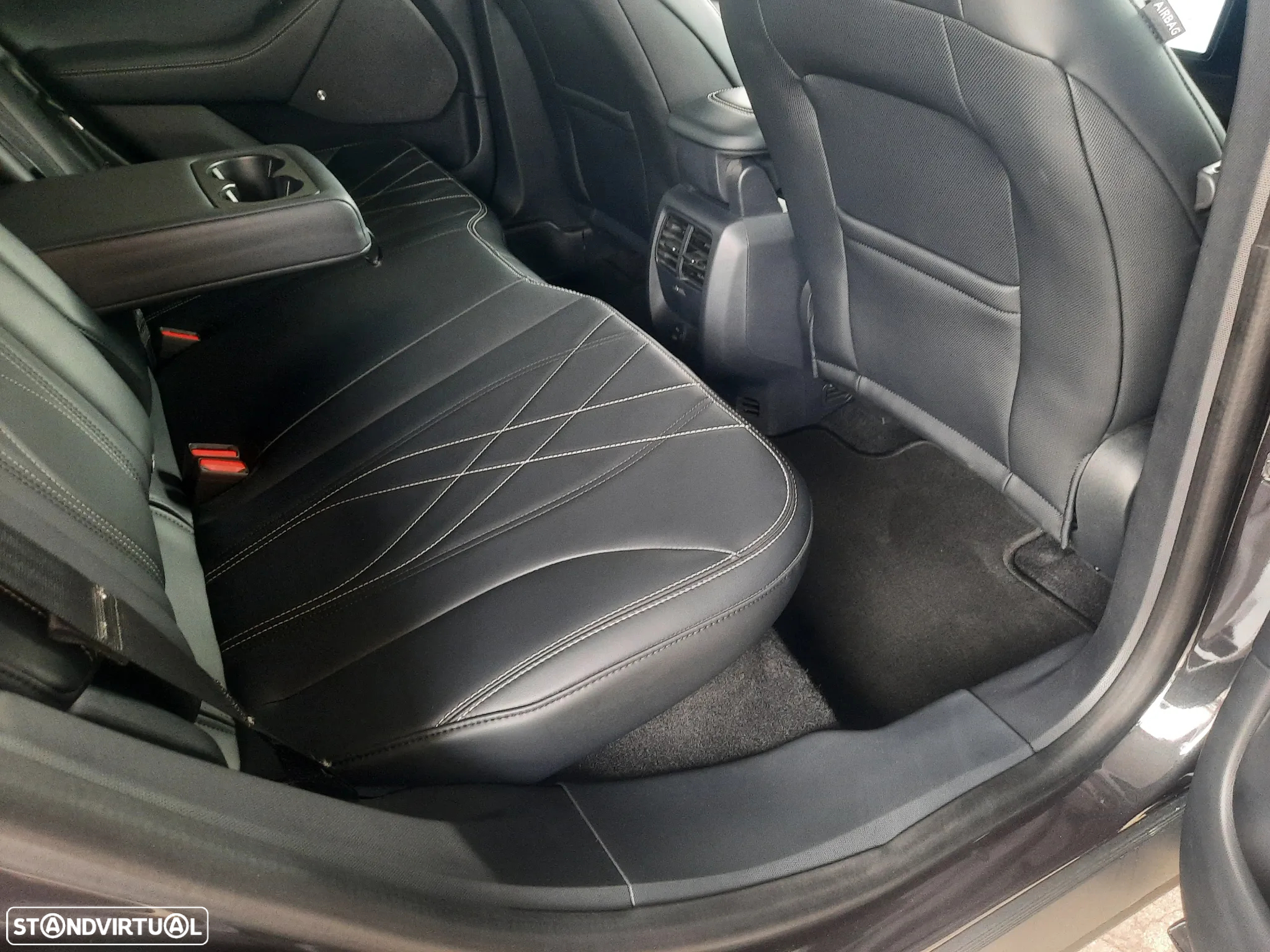 Ford Mustang Mach-E 98.7 kWh Premium - 48