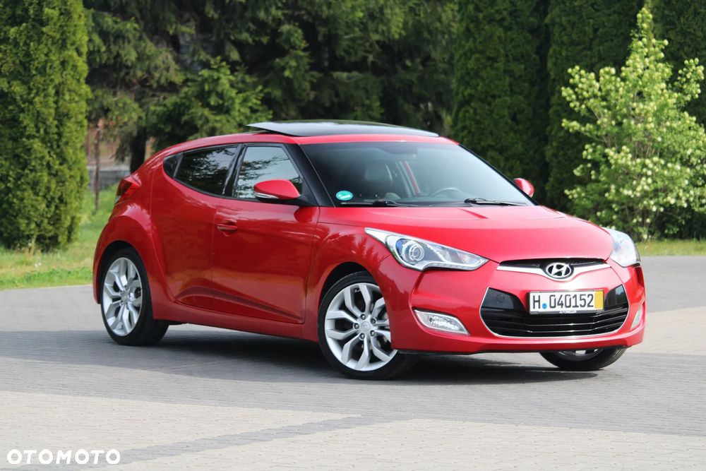 Hyundai Veloster - 2