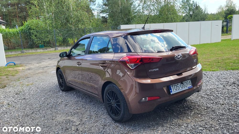 Hyundai i20 1.2 GO - 11