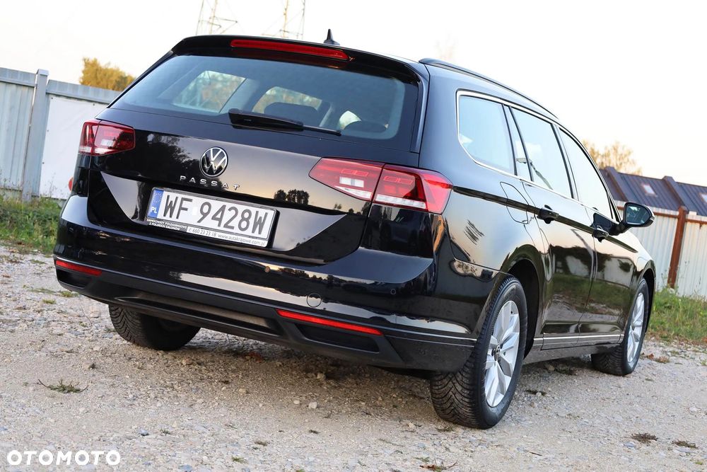 Volkswagen Passat - 5