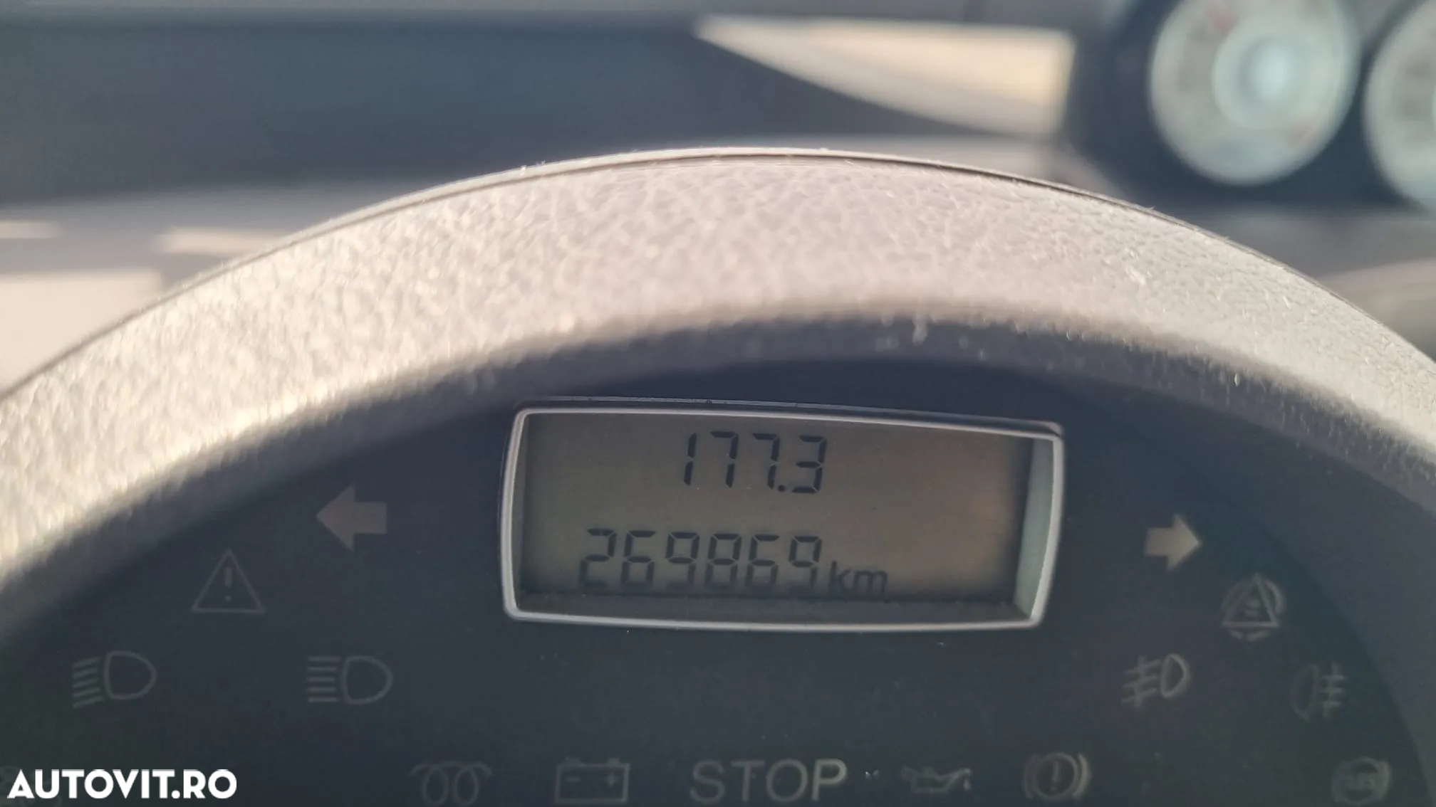 Peugeot 807 - 4