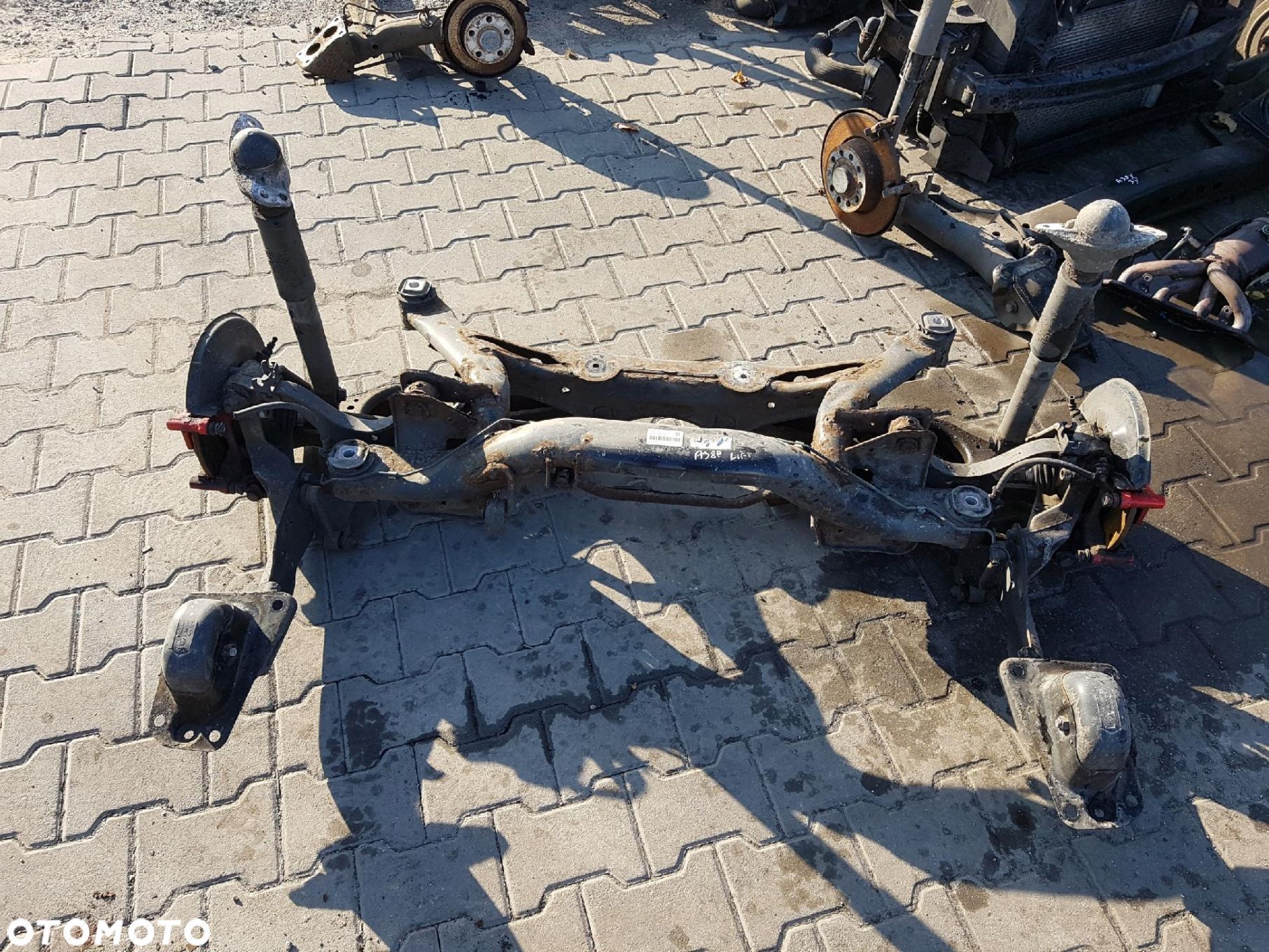AUDI A3 8P LIFT 08-12r BELKA ZAWIESZENIA TYŁ 4X4 QUATTRO 5N0505235Q - 1