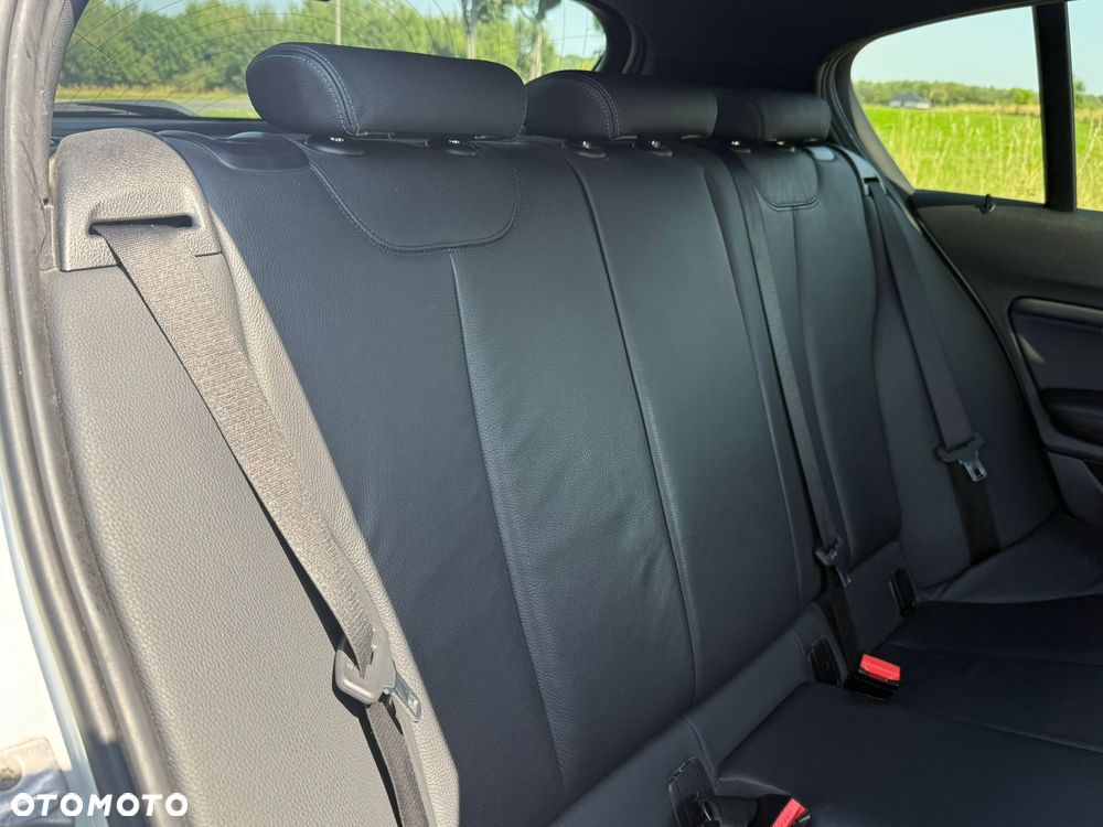 BMW Seria 1 118i M Sport Shadow - 12