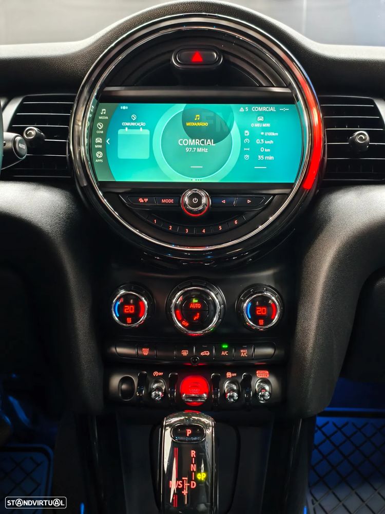MINI 5 Portas Cooper SD Auto Desportiva - 35